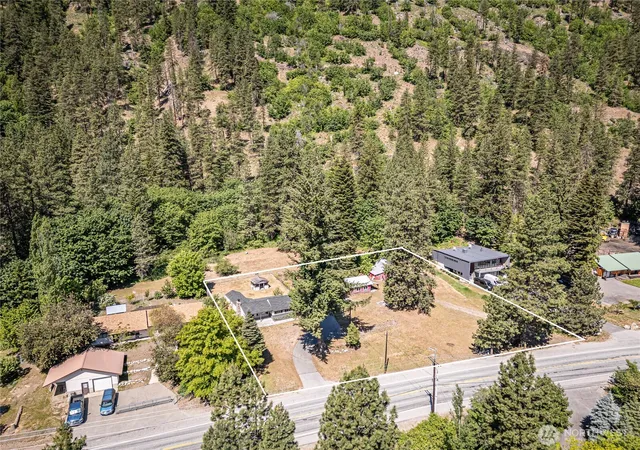 Photo 3 of Single family home for sale at 8494 Icicle Rd, Leavenworth, WA 98826 | MLS# NWM2526183 | Listing updated on 2026-09-21