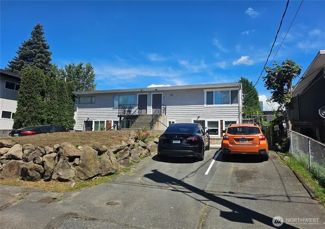 Photo 3 of Multi family home for sale at 912 Glennwood Ave Ne, Renton, WA 98056 | MLS# NWM2526238 | Listing updated on 2026-09-21