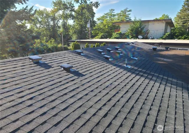 Photo 3 of Multi family home for sale at 912 Glennwood Ave NE, Renton, WA 98056 | MLS# NWM2526238 | Listing updated on 2026-09-21