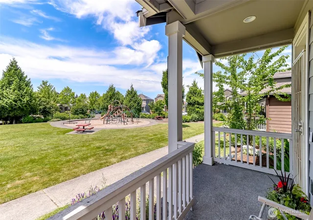 Photo 3 of Single family home for sale at 4712 Ct R, Tacoma, WA 98404 | MLS# NWM2526253 | Listing updated on 2026-09-21
