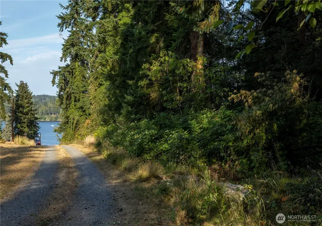 Photo 2 of Land for sale at 0 Ships Havens Dr, Freeland, WA 98249 | MLS# NWM2526287 | Listing updated on 2026-09-21