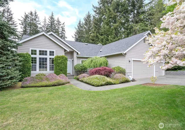 Photo 2 of Single family home for sale at 801 Jewil Dr, Fox Island, WA 98333 | MLS# NWM2526298 | Listing updated on 2026-09-21