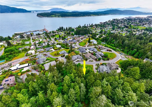 Photo 4 of Land for sale at 2915 17th Street, Anacortes, WA 98221 | MLS# NWM2526325 | Listing updated on 2026-09-21