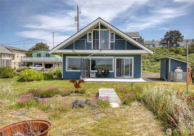 Photo 2 of Single family home for sale at 47811 Pacific Ave, Moclips, WA 98562 | MLS# NWM2526349 | Listing updated on 2026-09-21