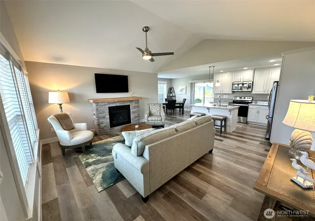 Photo 3 of Sale Pending at 1264 Fairwood Dr, Ocean Shores, WA 98569 | MLS# NWM2526377 | Listing updated on 2026-09-25