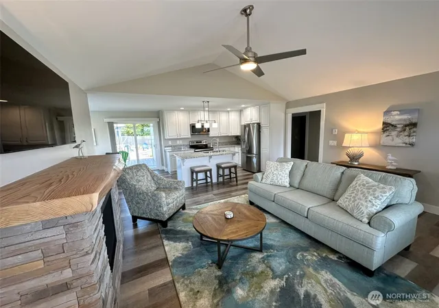 Photo 4 of Sale Pending at 1264 Fairwood Dr, Ocean Shores, WA 98569 | MLS# NWM2526377 | Listing updated on 2026-09-25