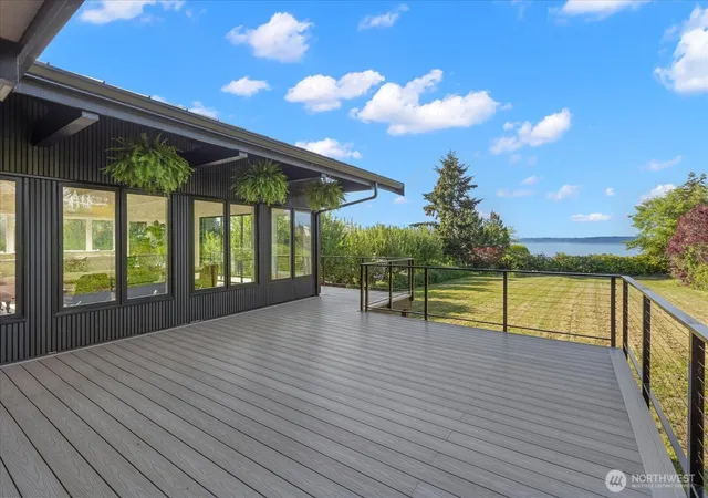 Photo 3 of Single family home for sale at 29811 Marine View Dr SW, Federal Way, WA 98023 | MLS# NWM2526379 | Listing updated on 2026-10-01
