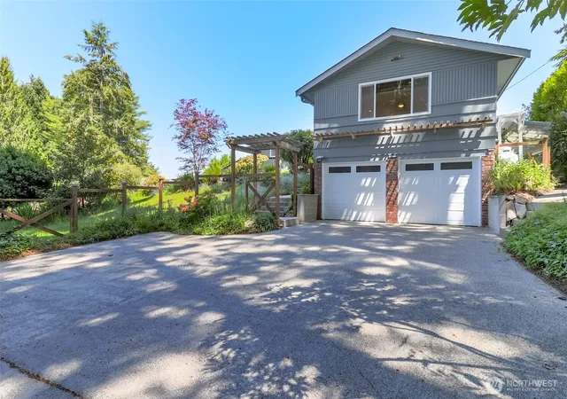 Photo 2 of Single family home for sale at 4430 John Luhr Rd Ne, Olympia, WA 98516 | MLS# NWM2526431 | Listing updated on 2026-10-01