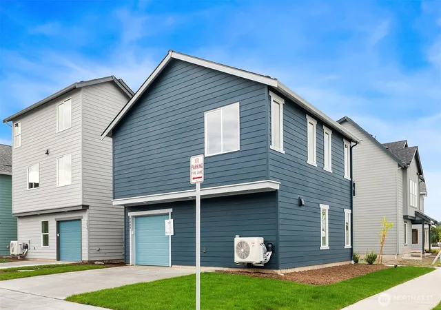 Photo 2 of Single family home for sale at 2428 160th Place Ne, Marysville, WA 98271 | MLS# NWM2526493 | Listing updated on 2026-10-18
