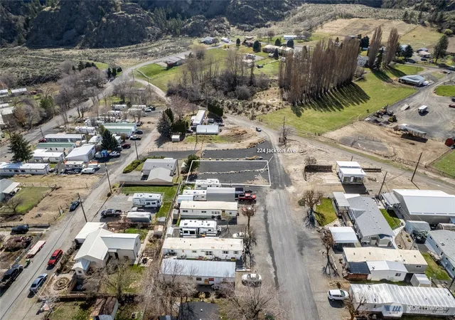 Photo 3 of Land for sale at 224 Jackson Ave, Electric City, WA 99123 | MLS# NWM2526626 | Listing updated on 2026-09-21