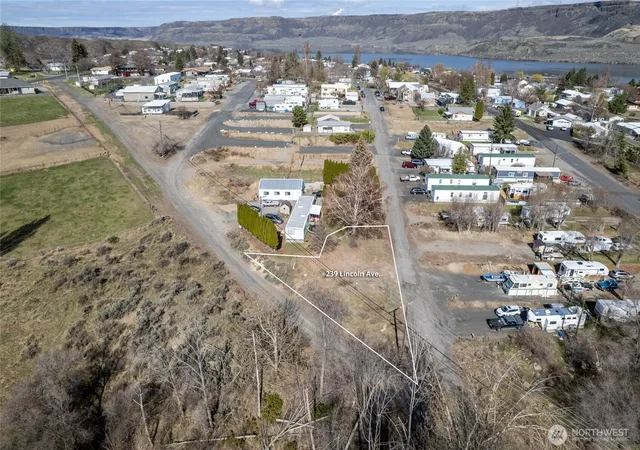 Photo 1 of Land for sale at 239 Lincoln Ave, Electric City, WA 99123 | MLS# NWM2526639 | Listing updated on 2026-09-21