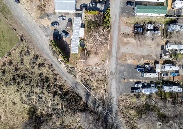Photo 2 of Land for sale at 239 Lincoln Ave, Electric City, WA 99123 | MLS# NWM2526639 | Listing updated on 2026-09-21