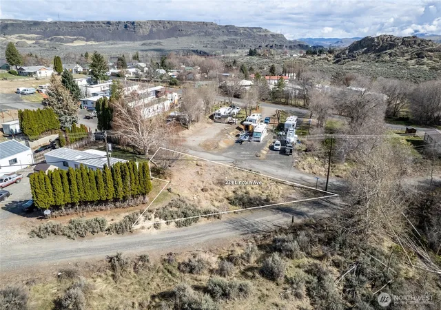 Photo 3 of Land for sale at 239 Lincoln Ave, Electric City, WA 99123 | MLS# NWM2526639 | Listing updated on 2026-09-21