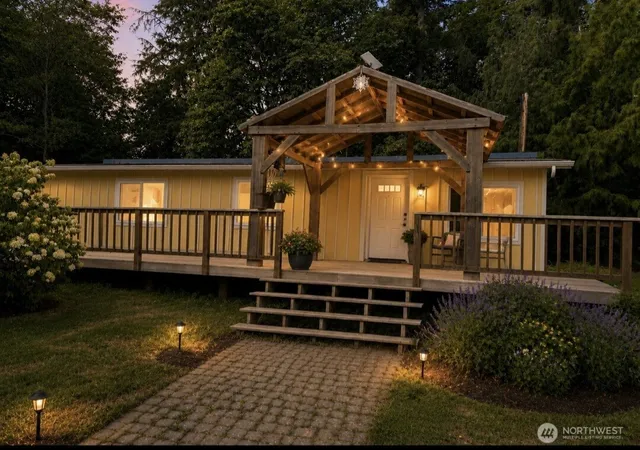 Manufactured home for sale at 351 Evergreen Park Rd, Camano Island, WA 98282 | MLS# NWM2526742