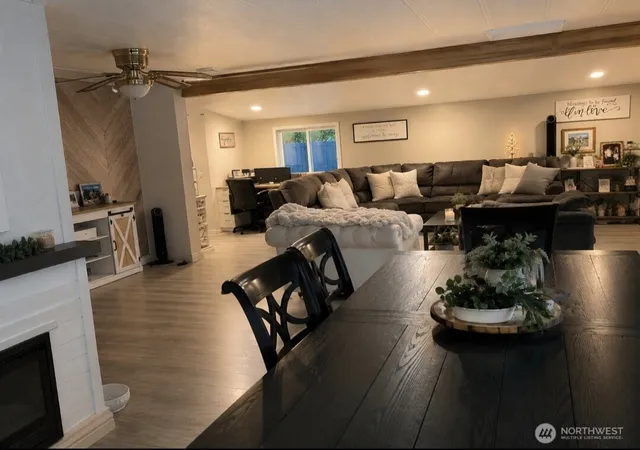 Photo 3 of Manufactured home for sale at 351 Evergreen Park Rd, Camano Island, WA 98282 | MLS# NWM2526742 | Listing updated on 2026-09-21
