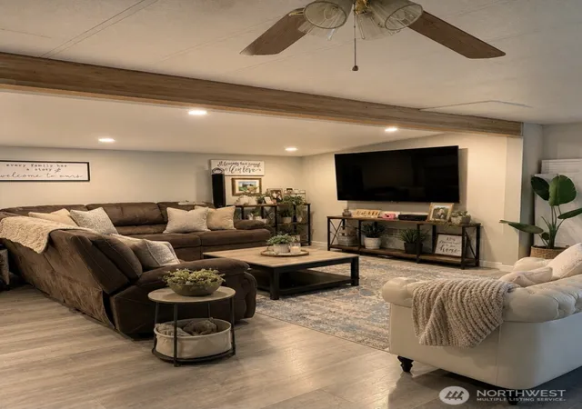 Photo 3 of Manufactured home for sale at 351 Evergreen Park Rd, Camano Island, WA 98282 | MLS# NWM2526742 | Listing updated on 2026-09-21