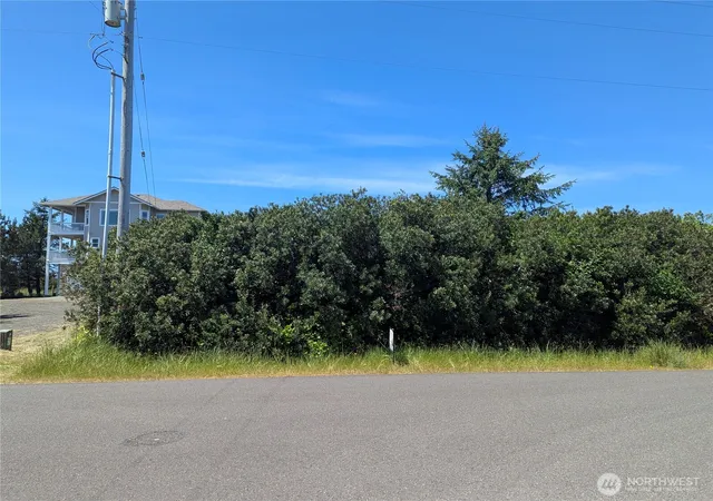 Photo 2 of Land for sale at 763 S Sand Dune Ave Sw, Ocean Shores, WA 98569 | MLS# NWM2526751 | Listing updated on 2026-09-21
