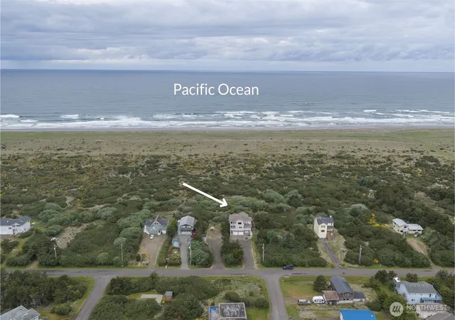Photo 3 of Single family home for sale at 769 S Sand Dune Ave Sw, Ocean Shores, WA 98569 | MLS# NWM2526752 | Listing updated on 2026-09-21
