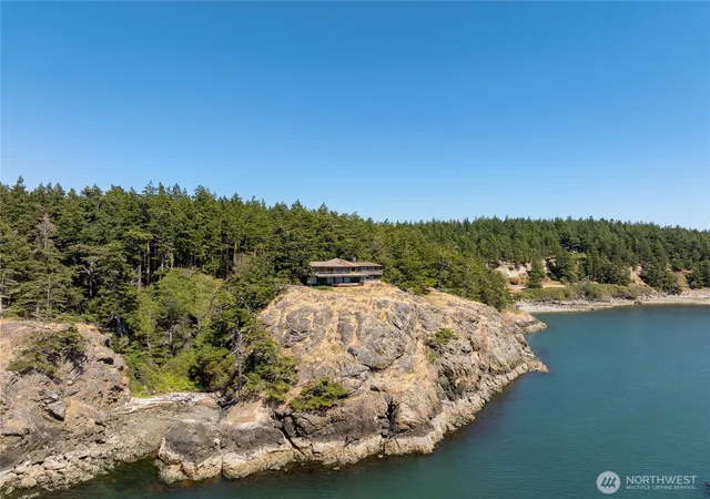 Photo 3 of Single family home for sale at 189 Calle Aguila, Lopez Island, WA 98261 | MLS# NWM2526760 | Listing updated on 2026-09-21