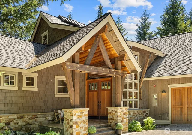 Photo 3 of Single family home for sale at 141 Just In Time Ln, Cle Elum, WA 98922 | MLS# NWM2526764 | Listing updated on 2026-09-30