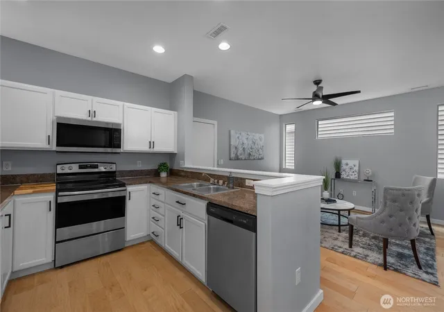 Photo 3 of Single family home for sale at 7604 Traditions Ave NE, Lacey, WA 98516 | MLS# NWM2526778 | Listing updated on 2026-09-21