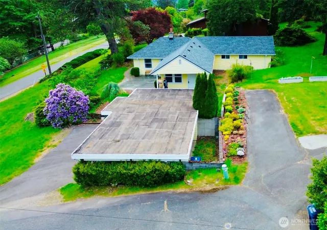 Photo 3 of Sale Pending at 7324 S 131st Court, Seattle, WA 98178 | MLS# NWM2526809 | Listing updated on 2026-09-25