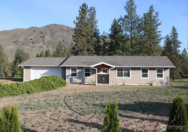 Photo 1 of Single family home for sale at 2 Oakes Dr, Tonasket, WA 98855 | MLS# NWM2526815 | Listing updated on 2026-09-21