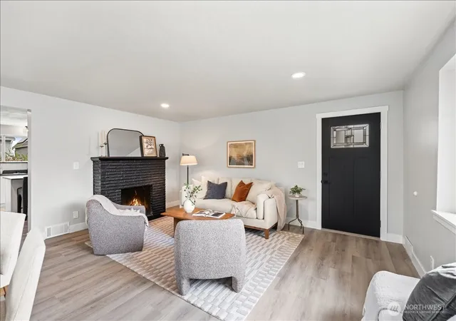 Photo 3 of Contingent at 5517 N 47th Street, Tacoma, WA 98407 | MLS# NWM2526835 | Listing updated on 2026-09-29