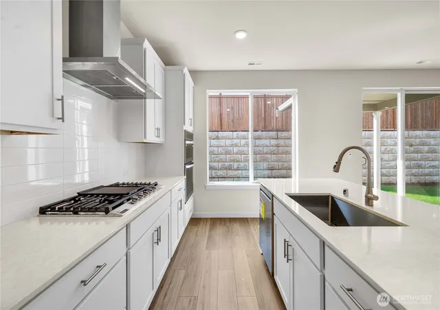 Photo 3 of Single family home for sale at 3971 Flt Top Dr, Bremerton, WA 98312 | MLS# NWM2526862 | Listing updated on 2026-09-27