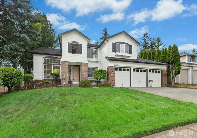 Photo 4 of Single family home for sale at 14708 54th Avenue SE, Everett, WA 98208 | MLS# NWM2526873 | Listing updated on 2026-09-29