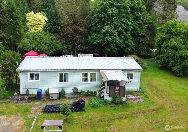 Photo 3 of Sale Pending at 7185 Old Hwy 99 N Rd, Burlington, WA 98233 | MLS# NWM2526882 | Listing updated on 2026-09-25