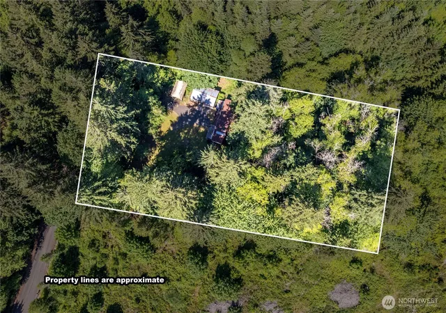 Photo 3 of Sale Pending at 198 Burnett, Winlock, WA 98596 | MLS# NWM2526903 | Listing updated on 2026-09-28