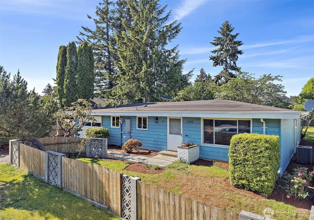 Photo 1 of Single family home for sale at 1410 Sw 149th Street, Burien, WA 98166 | MLS# NWM2526905 | Listing updated on 2026-09-28