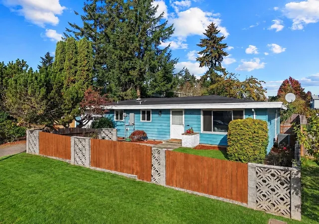 Photo 1 of Single family home for sale at 1410 Sw 149th Street, Burien, WA 98166 | MLS# NWM2526905 | Listing updated on 2026-10-27