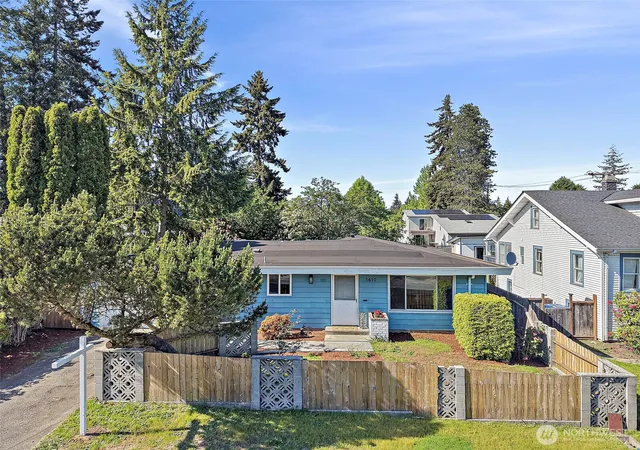Photo 2 of Single family home for sale at 1410 Sw 149th Street, Burien, WA 98166 | MLS# NWM2526905 | Listing updated on 2026-09-28