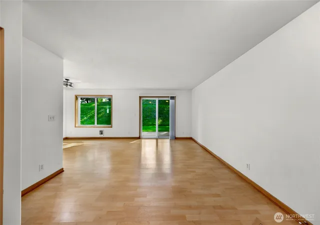 Photo 4 of Condo for sale at 4229 Wintergreen Cir #148, Bellingham, WA 98226 | MLS# NWM2526910 | Listing updated on 2026-09-26