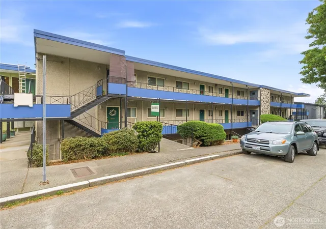 Photo 2 of Sale Pending at 2629 2633 14th Avenue W, Seattle, WA 98119 | MLS# NWM2526962 | Listing updated on 2026-09-25
