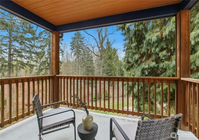 Photo 4 of Sale Pending at 5942 21st Avenue SW, Seattle, WA 98106 | MLS# NWM2526970 | Listing updated on 2026-09-25