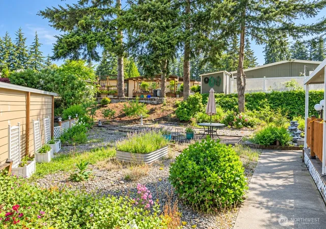 Photo 3 of Manufactured home for sale at 2500 S 370th Street #184, Federal Way, WA 98003 | MLS# NWM2527031 | Listing updated on 2026-09-30