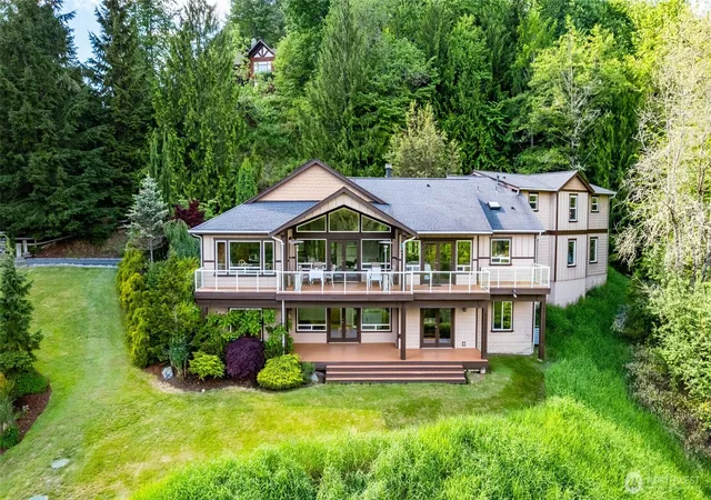 Photo 2 of Single family home for sale at 23738 Carlson Pl, Mount Vernon, WA 98274 | MLS# NWM2527066 | Listing updated on 2026-09-21