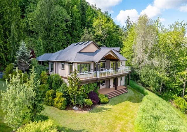 Photo 3 of Single family home for sale at 23738 Carlson Pl, Mount Vernon, WA 98274 | MLS# NWM2527066 | Listing updated on 2026-09-21