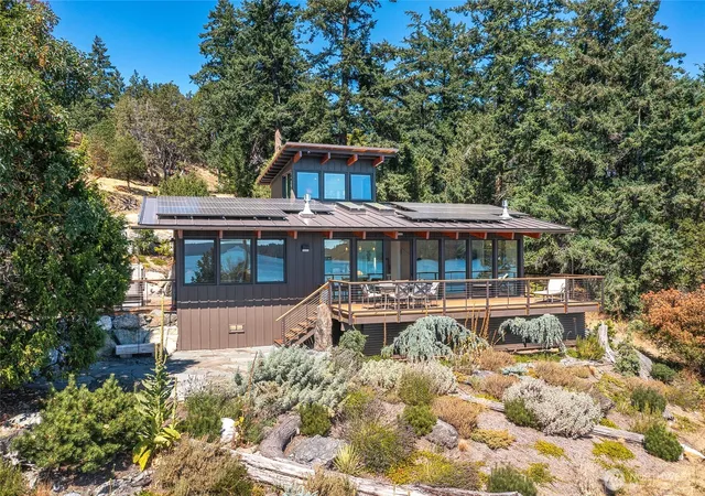 Photo 4 of Single family home for sale at 1022 Deer Harbor Rd, Eastsound, WA 98245 | MLS# NWM2527089 | Listing updated on 2026-09-21