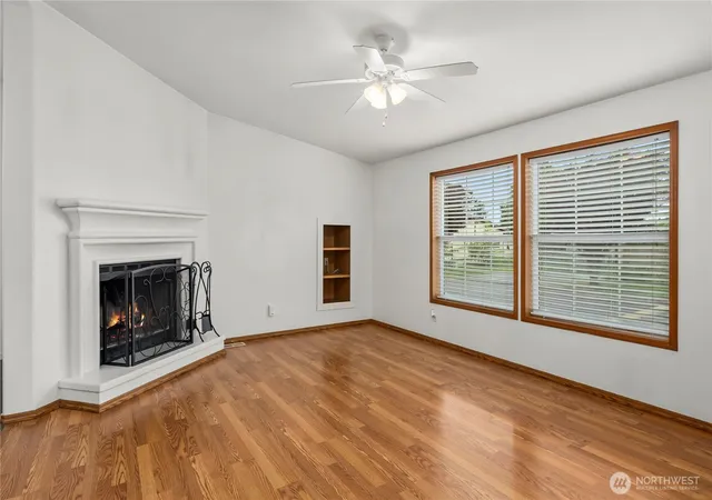 Photo 3 of Manufactured home for sale at 337 Redwood St, Enumclaw, WA 98022 | MLS# NWM2527157 | Listing updated on 2026-09-23