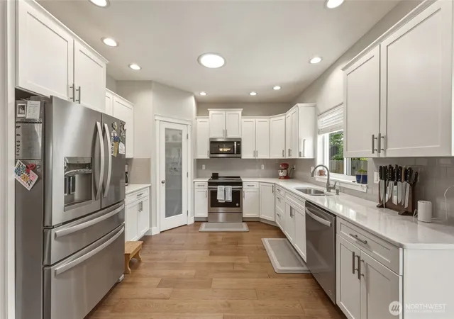Photo 3 of Single family home for sale at 724 Juniper St, Walla Walla, WA 99362 | MLS# NWM2527202 | Listing updated on 2026-10-01
