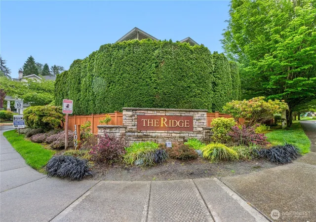 Photo 3 of Townhouse for sale at 14007 69th Drive Se #Z1, Snohomish, WA 98296 | MLS# NWM2527251 | Listing updated on 2026-10-06