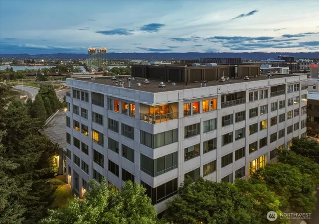 Photo 3 of Sale Pending at 500 Broadway St #603, Vancouver, WA 98660 | MLS# NWM2527263 | Listing updated on 2026-09-30