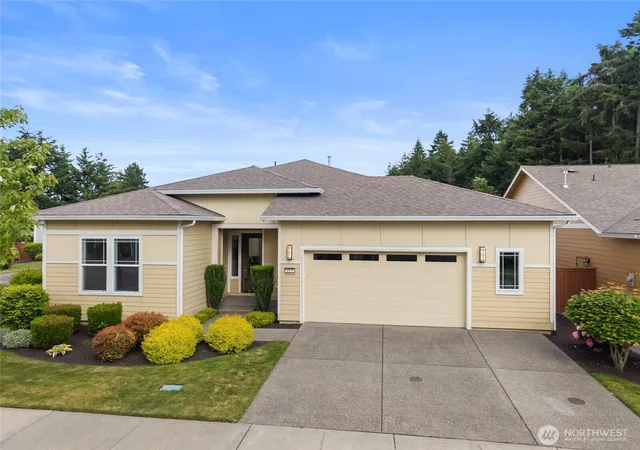 Photo 2 of Single family home for sale at 4826 Meriwood Dr Ne, Olympia, WA 98516 | MLS# NWM2527264 | Listing updated on 2026-09-21
