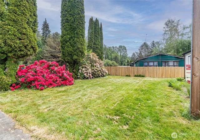 Photo 3 of Manufactured home for sale at 140 Pinto Ln, Brinnon, WA 98320 | MLS# NWM2527274 | Listing updated on 2026-09-27