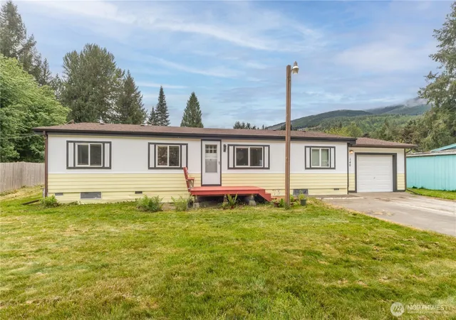 Photo 3 of Manufactured home for sale at 140 Pinto Ln, Brinnon, WA 98320 | MLS# NWM2527274 | Listing updated on 2026-09-27