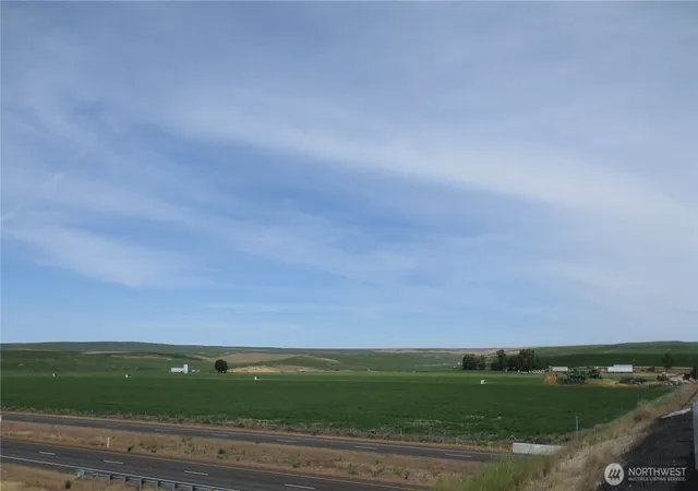 Photo 1 of Manufactured home for sale at 1351 Cummins Rd, Touchet, WA 99360 | MLS# NWM2527307 | Listing updated on 2026-09-21